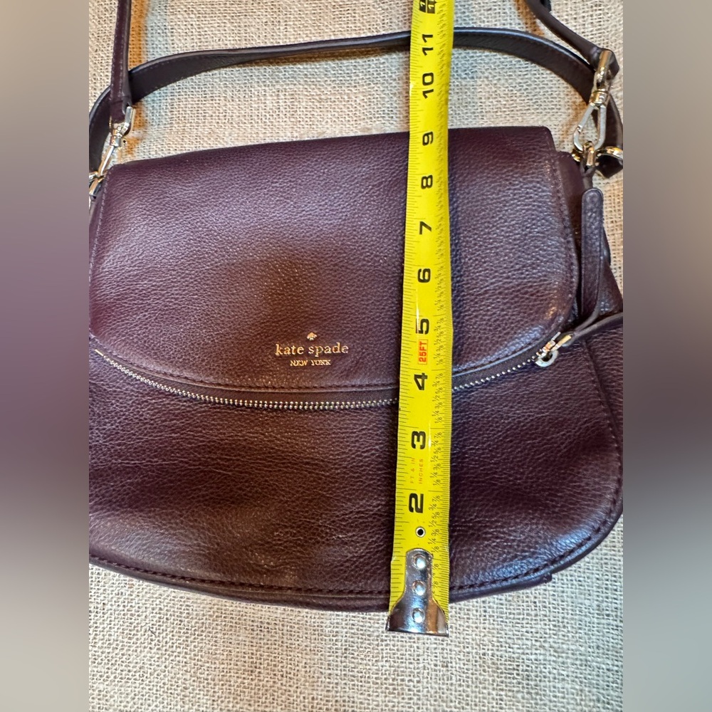 Kate Spade Pebble Leather Shoulder Bag. EUC gorgeous purple satin interior. - Picture 4 of 14